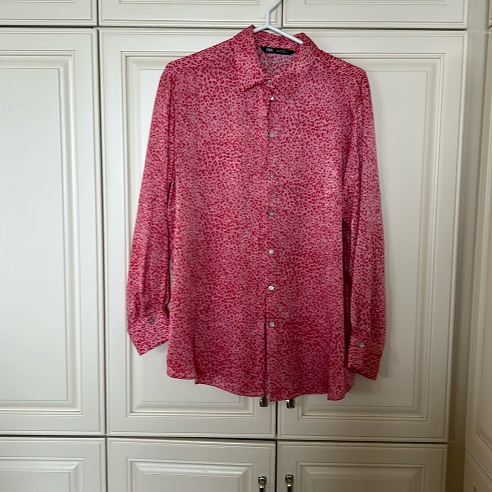Zara silky shirt in oil and red